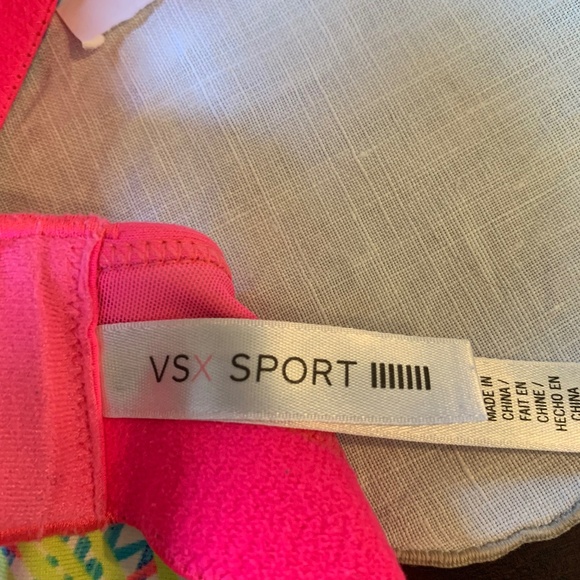 Victoria’sSecret Sport Black/Pink Multi Leggings/Bra Set sz S/P 36B - Picture 7 of 11